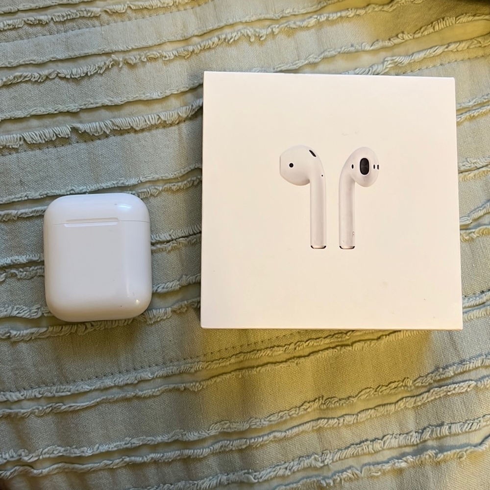 Apple Airpods